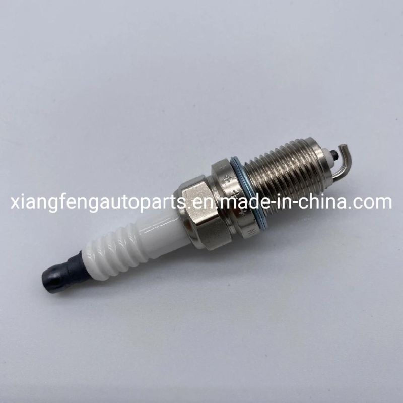 Car Plug Auto Ignition Spark Plug for Toyota 90919-01176 K16r-U