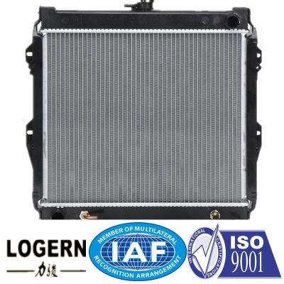 Auto Spare Part Radiator for Toyota 88-95 Hilux/4 Runner at Dpi1430
