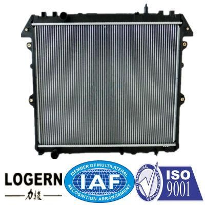 Auto Part Aluminum Radiator for Toyota Hilux/Innova&prime;04- Mt/PA16