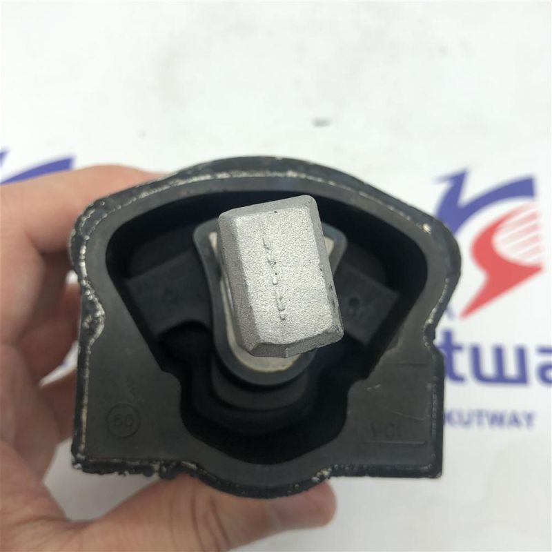 OEM: 2122400418/212 240 0418 Fit for Benz 212year: 2014- Kutway Engine Mount