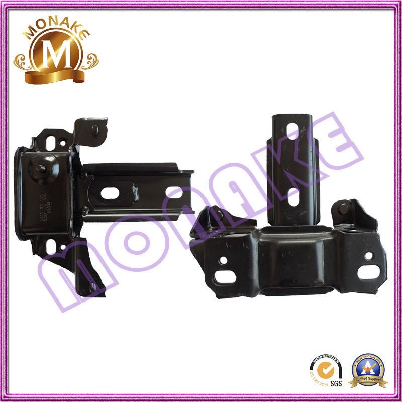 Auto Part Engine Mount for Mazda (DG80-39-060 DG80-39-040 DG80-39-070 DG80-39-080)
