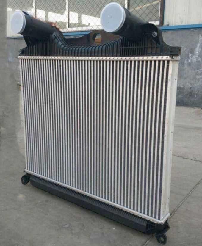 High Quality Auto Spare Parts Intercooler for Man Tga 81061300197 81061300179