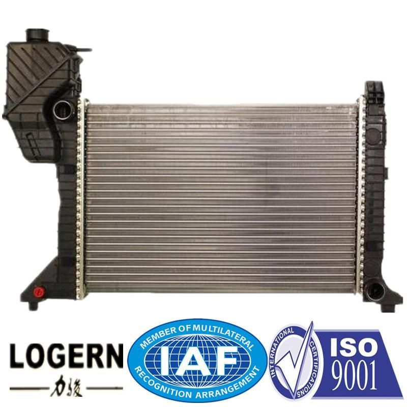 Mechanical Aluminum Radiator for Benz Sprinter′95- Mt