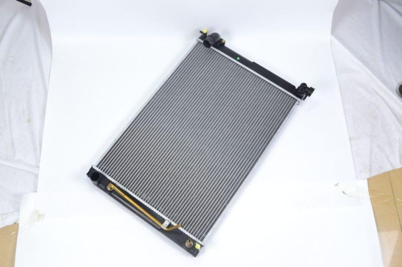 Car Cooling System Aluminum Radiator for Toyota Sienna′07-10 at