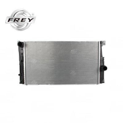Auto Car Parts Coolant System Radiator for BMW F07 F10 F11 F18 OE 17118672011