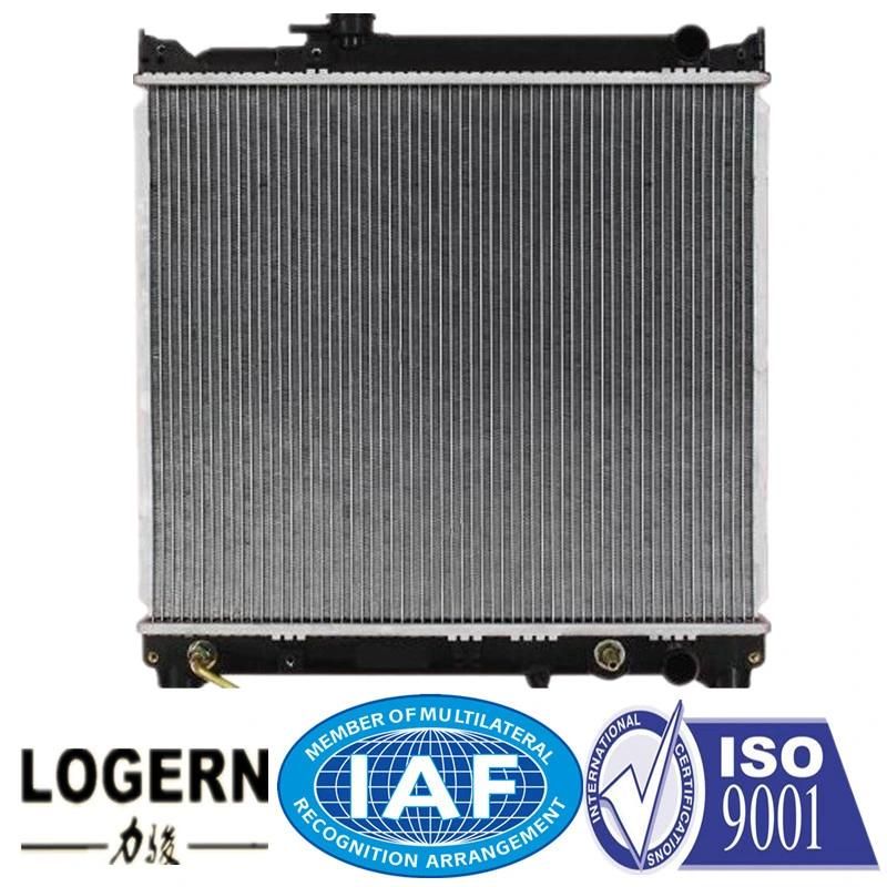 OEM: 17700-56b11 Car Radiator for Suzuki Escudo′94-97 at